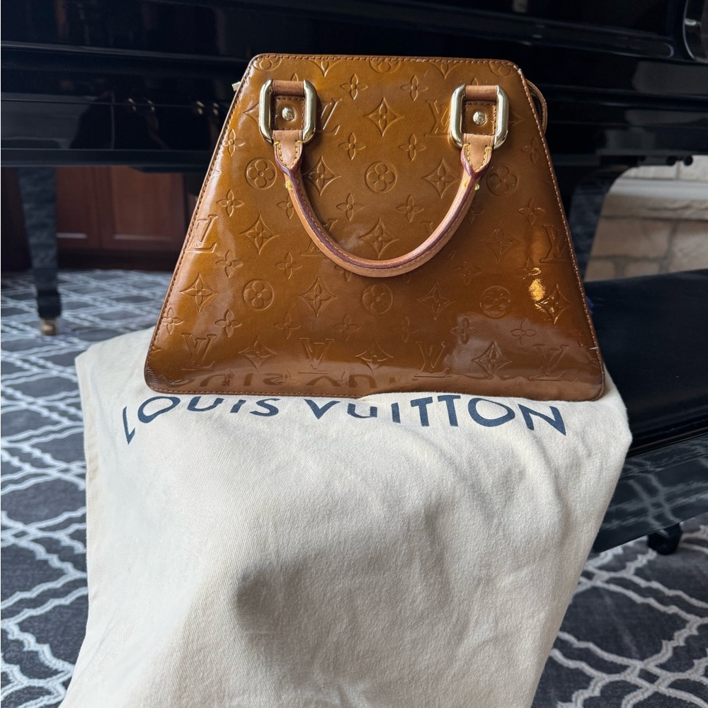 Louis Vuitton Forsyth Satchel